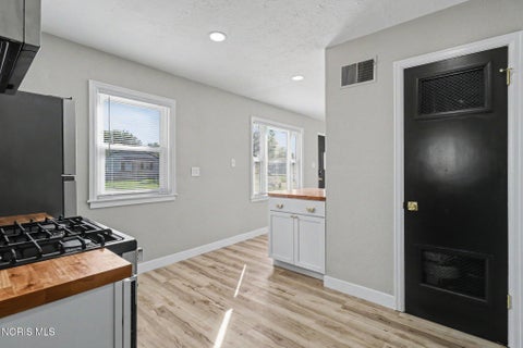 Tiny photo for 209 Willamont Road, Toledo, OH 43612 (MLS # 10014107)
