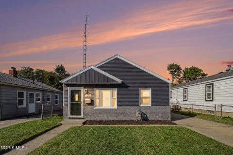 Photo of 209 Willamont Road, Toledo, OH 43612 (MLS # 10014107)