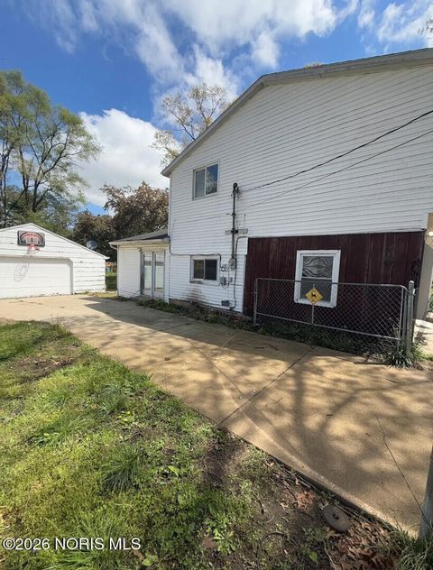 Tiny photo for 7024 Hill Avenue, Holland, OH 43528 (MLS # 10003009)