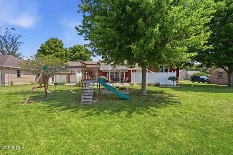 Tiny photo for 578 N Angela Drive, Fostoria, OH 44830 (MLS # 10011597)