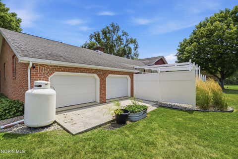 Tiny photo for 578 N Angela Drive, Fostoria, OH 44830 (MLS # 10011597)