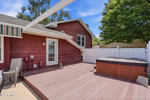 Tiny photo for 578 N Angela Drive, Fostoria, OH 44830 (MLS # 10011597)