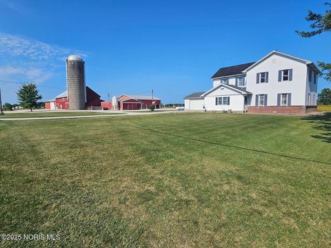 Photo of 2301 S Mud Creek Road, Oak Harbor, OH 43449 (MLS # 10000864) Photo of 2301 S Mud Creek Road, Oak Harbor, OH 43449 (MLS # 10000864)