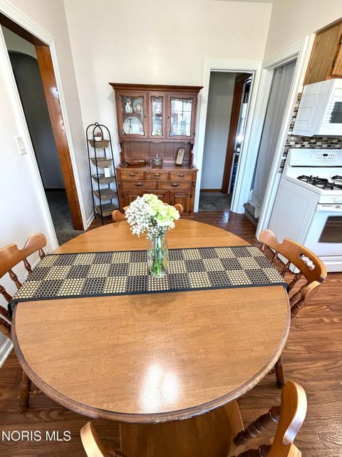 Tiny photo for 209 Hoffman Road, Rossford, OH 43460 (MLS # 10008472)
