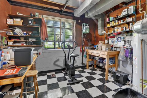Tiny photo for 3570 Indian Road, Ottawa Hills, OH 43606 (MLS # 10007586)