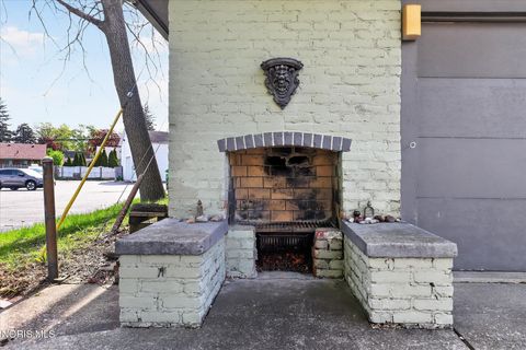 Tiny photo for 3570 Indian Road, Ottawa Hills, OH 43606 (MLS # 10007586)