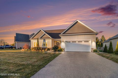 Photo of 2354 Goldenrod Lane, Perrysburg, OH 43551 (MLS # 10001151)