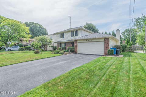 Tiny photo for 6435 Antoinette Lane, Maumee, OH 43537 (MLS # 10008974)