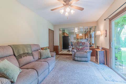 Tiny photo for 6435 Antoinette Lane, Maumee, OH 43537 (MLS # 10008974)