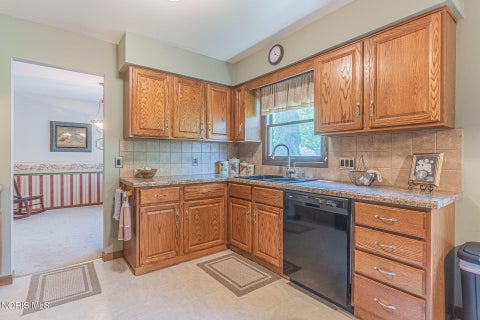 Tiny photo for 6435 Antoinette Lane, Maumee, OH 43537 (MLS # 10008974)