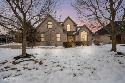 Photo of 6052 Windy Ridge Lane, Sylvania, OH 43560 (MLS # 10004062)