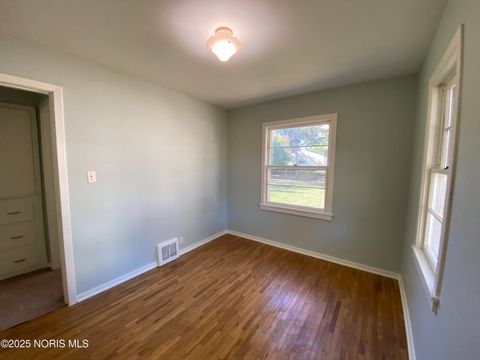 Tiny photo for 3331 Van Fleet Parkway, Toledo, OH 43615 (MLS # 10000730)