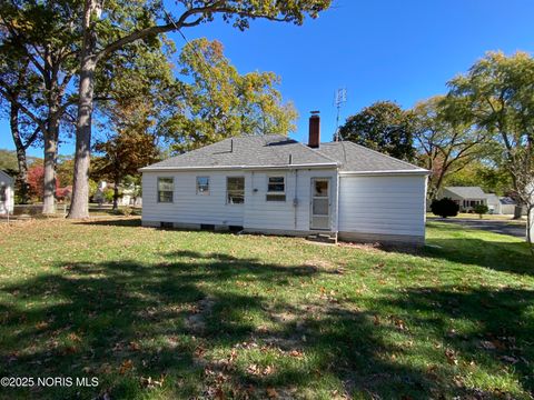 Tiny photo for 3331 Van Fleet Parkway, Toledo, OH 43615 (MLS # 10000730)