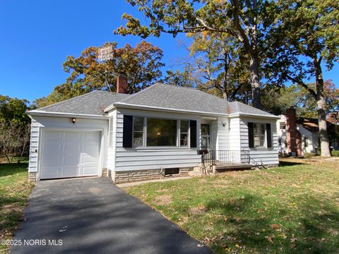 Tiny photo for 3331 Van Fleet Parkway, Toledo, OH 43615 (MLS # 10000730)