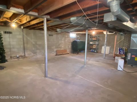 Tiny photo for 3331 Van Fleet Parkway, Toledo, OH 43615 (MLS # 10000730)