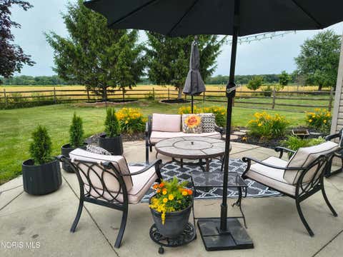 Tiny photo for 2942 Lexington Glen Boulevard, Monclova, OH 43542 (MLS # 10011791)