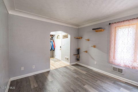 Tiny photo for 1750 Newport Avenue, Toledo, OH 43613 (MLS # 10012335)