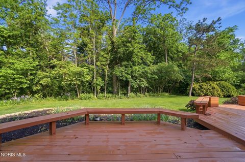 Tiny photo for 816 Oak Knoll Drive, Perrysburg, OH 43551 (MLS # 10007923)