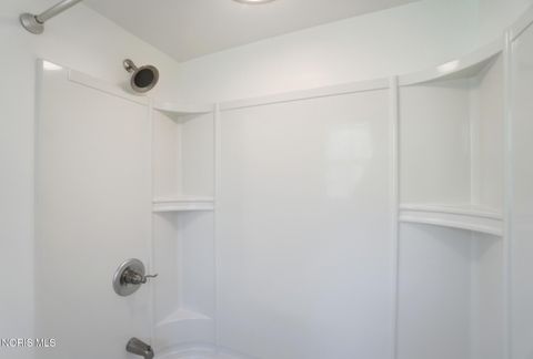 Tiny photo for 816 Oak Knoll Drive, Perrysburg, OH 43551 (MLS # 10007923)
