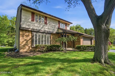 Tiny photo for 816 Oak Knoll Drive, Perrysburg, OH 43551 (MLS # 10007923)