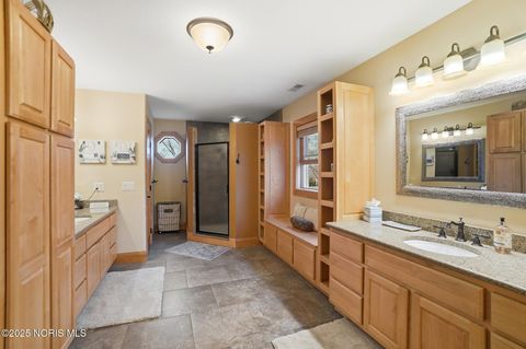 Tiny photo for 8526 W Bancroft Street, Toledo, OH 43617 (MLS # 10001818)