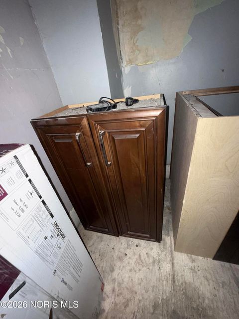 Tiny photo for 2025 Calumet Avenue, Toledo, OH 43607 (MLS # 10003210)