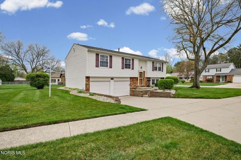 Tiny photo for 1513 Eastland Drive, Oregon, OH 43616 (MLS # 10006892)