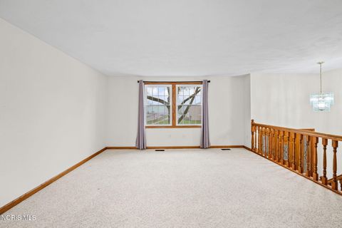 Tiny photo for 1513 Eastland Drive, Oregon, OH 43616 (MLS # 10006892)