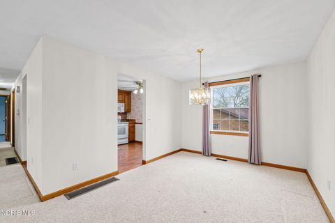 Tiny photo for 1513 Eastland Drive, Oregon, OH 43616 (MLS # 10006892)