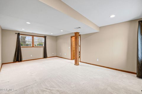 Tiny photo for 1513 Eastland Drive, Oregon, OH 43616 (MLS # 10006892)