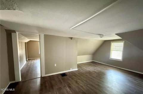 Tiny photo for 3905 Peru Street, Toledo, OH 43612 (MLS # 10011202)