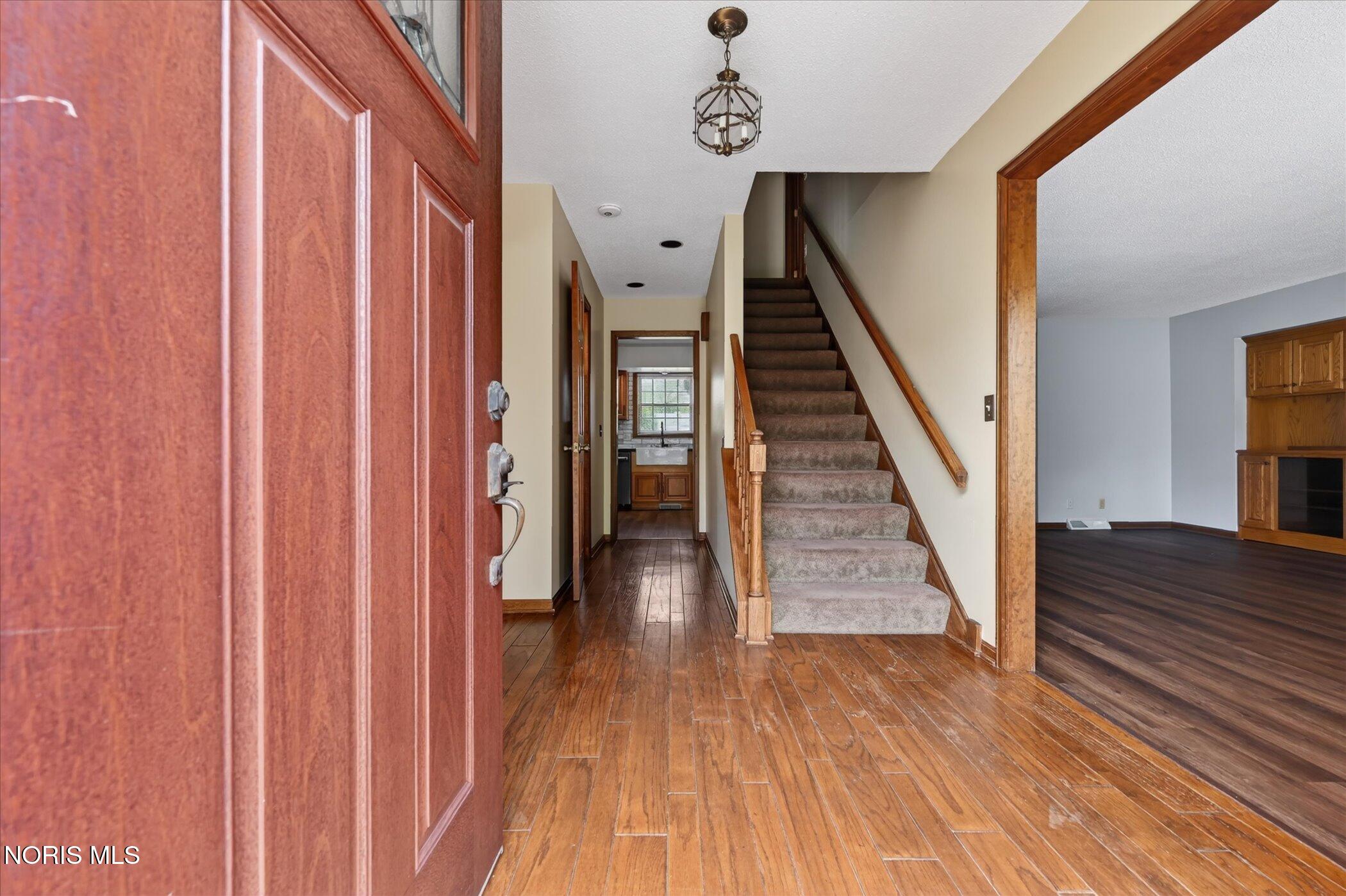 7932 Harrow Court
