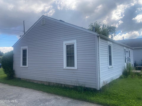 Tiny photo for 229 Lester Avenue, Findlay, OH 45840 (MLS # 10010890)