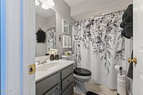 Tiny photo for 26442 E Wexford Drive, Perrysburg, OH 43551 (MLS # 10005669)