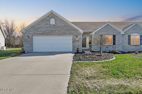 Photo of 26442 E Wexford Drive, Perrysburg, OH 43551 (MLS # 10005669)