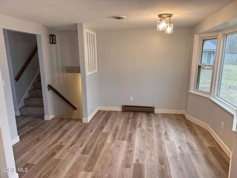 Tiny photo for 210 Lakeview Drive, Bryan, OH 43506 (MLS # 10004913)