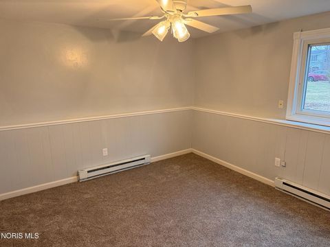 Tiny photo for 210 Lakeview Drive, Bryan, OH 43506 (MLS # 10004913)