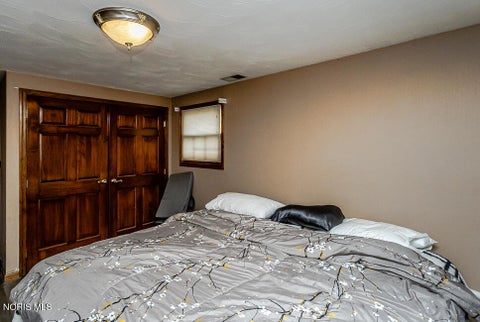 Tiny photo for 546 Bruns Drive, Rossford, OH 43460 (MLS # 10013959)