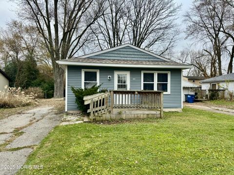 Tiny photo for 1916 Birkdale Road, Toledo, OH 43615 (MLS # 10001622)