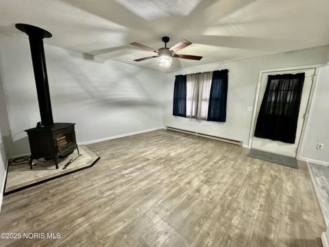 Tiny photo for 1916 Birkdale Road, Toledo, OH 43615 (MLS # 10001622)