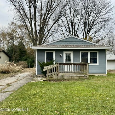 Photo of 1916 Birkdale Road, Toledo, OH 43615 (MLS # 10001622)
