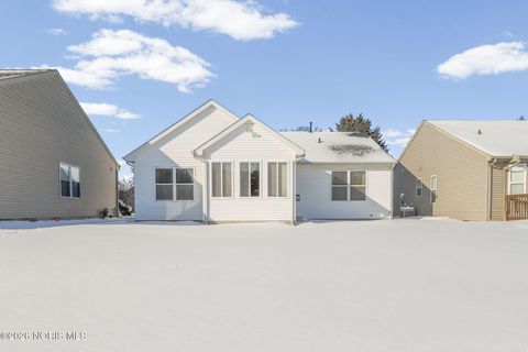 Tiny photo for 4807 Port Drive, Maumee, OH 43537 (MLS # 10003642)