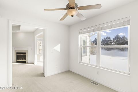 Tiny photo for 4807 Port Drive, Maumee, OH 43537 (MLS # 10003642)