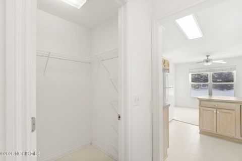 Tiny photo for 4807 Port Drive, Maumee, OH 43537 (MLS # 10003642)