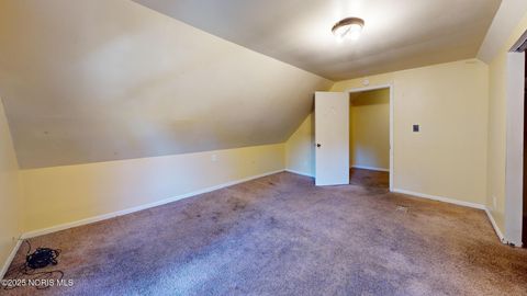 Tiny photo for 518 Myers Street, Toledo, OH 43609 (MLS # 10000301)