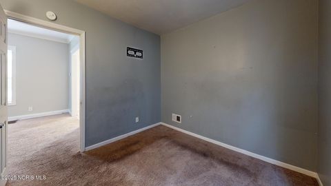 Tiny photo for 518 Myers Street, Toledo, OH 43609 (MLS # 10000301)