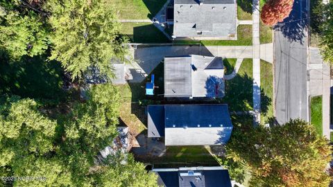 Tiny photo for 518 Myers Street, Toledo, OH 43609 (MLS # 10000301)