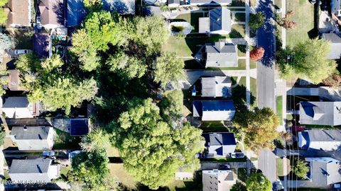Tiny photo for 518 Myers Street, Toledo, OH 43609 (MLS # 10000301)