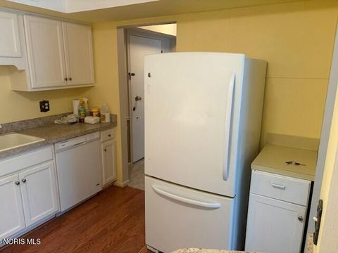 Tiny photo for 5679 Monroe Street #Unit 311, Sylvania, OH 43560 (MLS # 10006066)