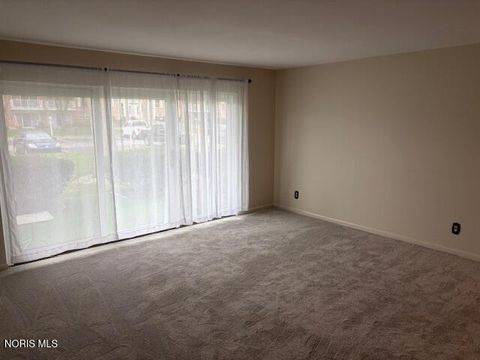 Tiny photo for 5679 Monroe Street #Unit 311, Sylvania, OH 43560 (MLS # 10006066)